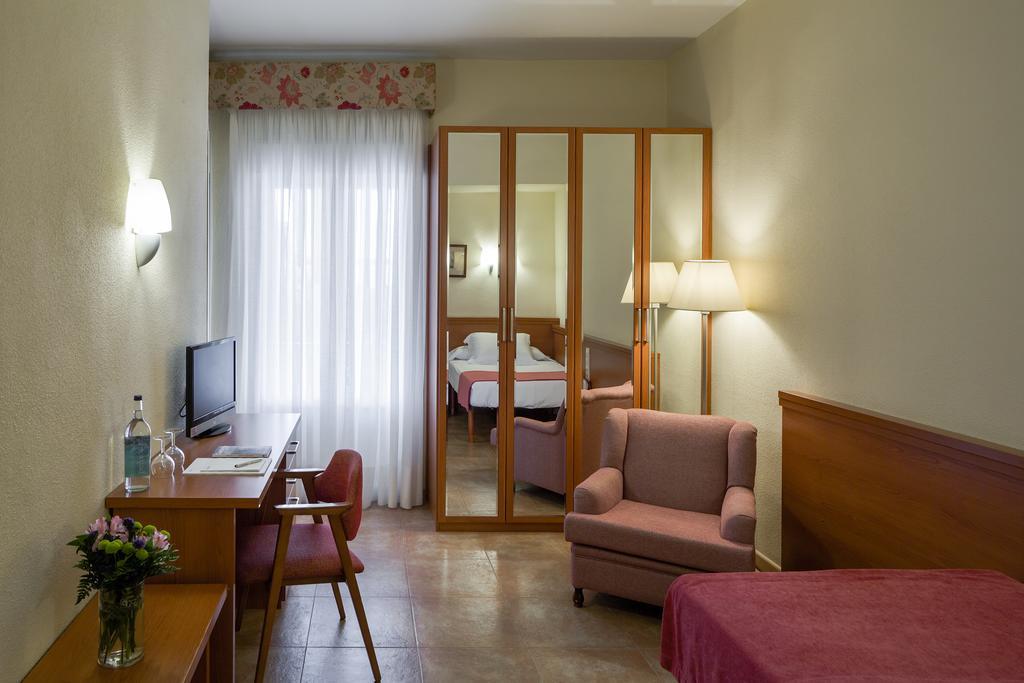Balneario De Fitero - Hotel Becquer ภายนอก รูปภาพ